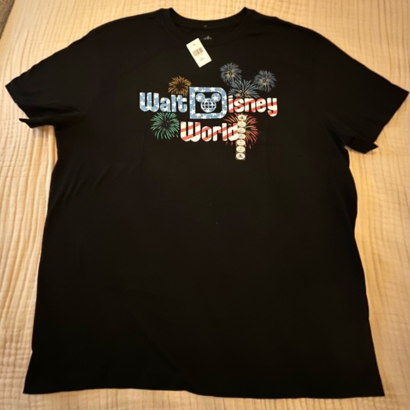 Walt Disney World Parks Fireworks T-Shirt. NWT Unisex Adult - Picture 6 of 7